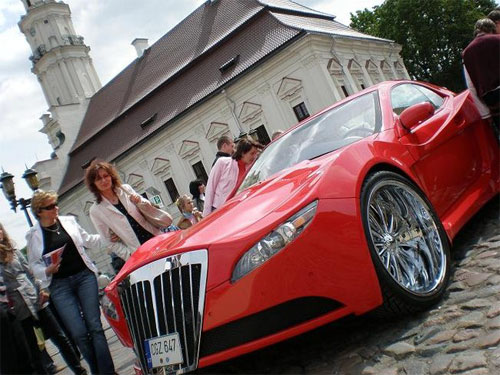 Car mod ou tunning? Sei lá. Esta é a arte de um homem só pufoamcars01 | Arte | carro, carros, design, escultura, incrível