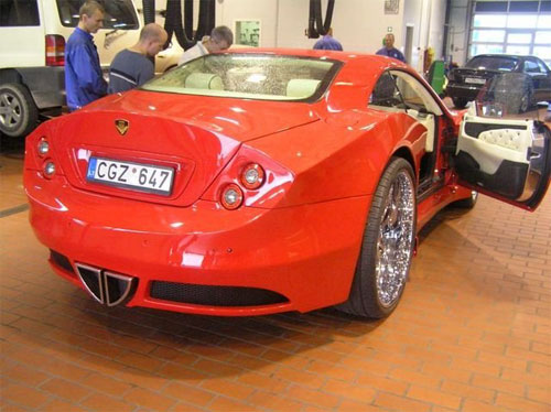 Car mod ou tunning? Sei lá. Esta é a arte de um homem só pufoamcars41 | Arte | carro, carros, design, escultura, incrível
