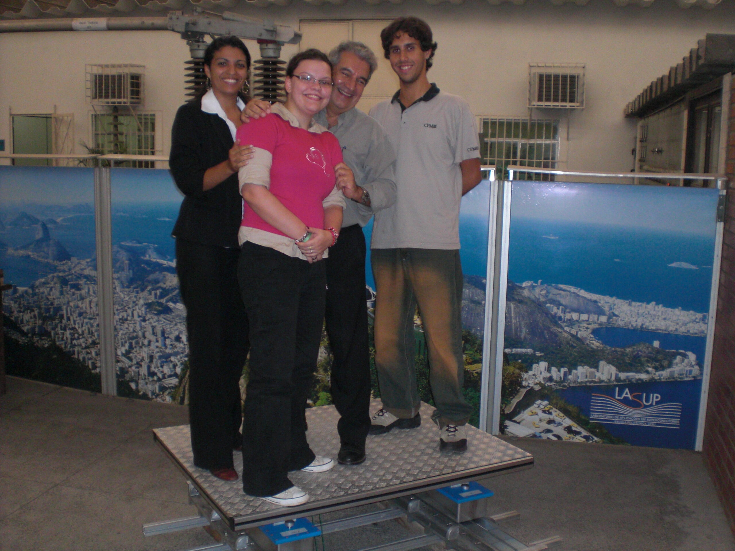 Últimas do MagLev Cobra Base Maglev 190309 scaled | Arte | curioso, levitação, maglev, maglev cobra, Textos, UFRJ