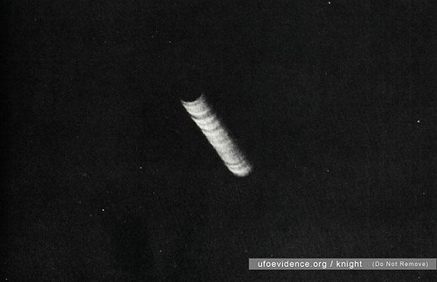 Fotos de ufos obtidas de aviões March 201950New Yo 1112699i | Bizarro | aliens, aviação, avião, aviões, bizarro, curioso, disco voador, estranho, naves, OVNIs, piloto, ufologia