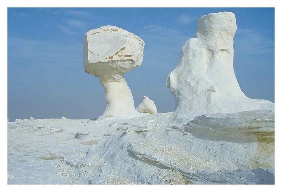 Os fabulosos desertos branco e preto no Saara white desert 1 | Bizarro | curioso, desrto, egito, fotos, mumias, saara, turismo, vulcão
