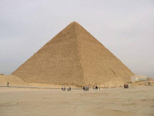 O túmulo do chefão 038 great pyramid | Arte | bizarro, curioso, incrível, morte, sinistro, tumbas