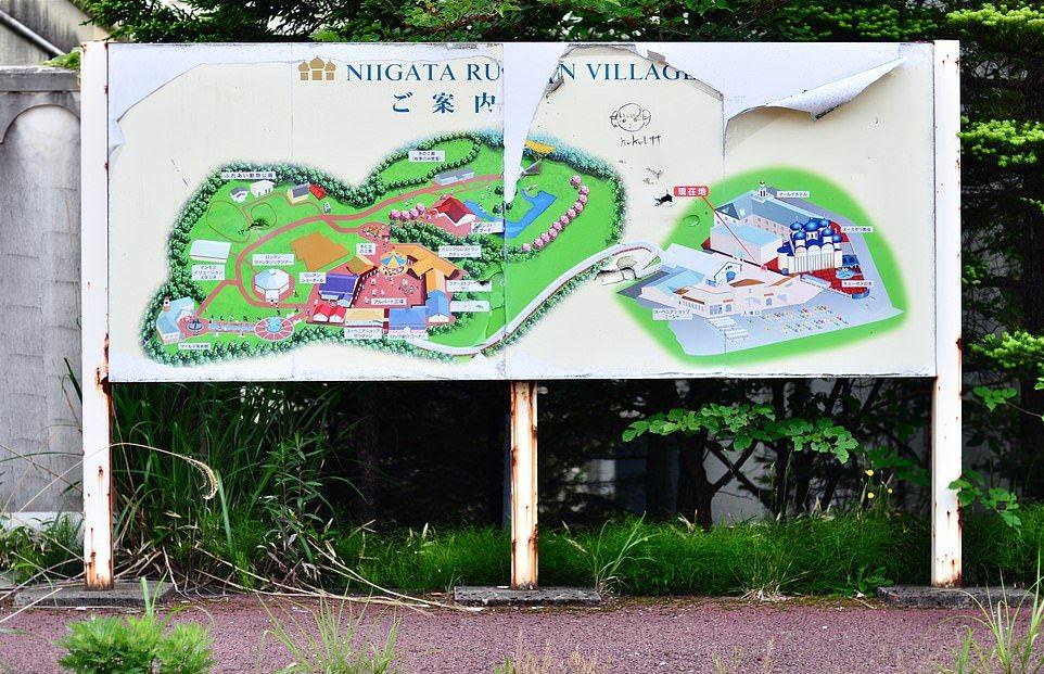O estranho parque temático russo abandonado no Japão 4d55ebee4dee | Lugares | curiosidade, japão, lugares, lugares curiosidade, russia