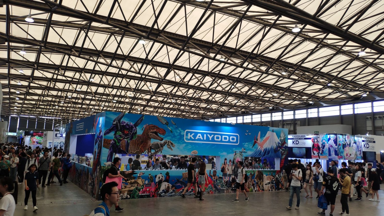 Incríveis imagens da Wonder Fest em Xangai 62439450 2168378479907214 5553763773132570624 o | Arte | artem, changai, evento, fotografia, monstros, wonderfest