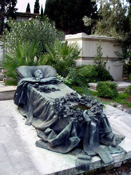 Estatuas macabras b5905aeef980cd9abfe33ad29fc4347f | Arte | Arte, bizarro, cemiterios, estátuas, mortes, tumulos