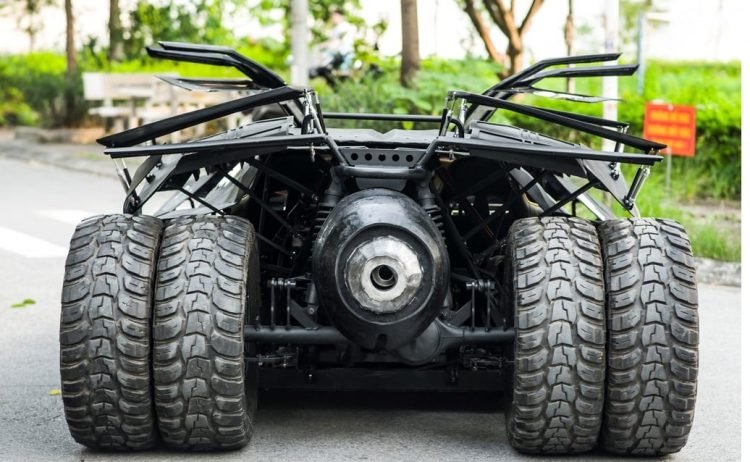 Nerd de 23 anos constrói sozinho um Batmóvel funcional real Batmobile4 750x462 1 | Incrível |
