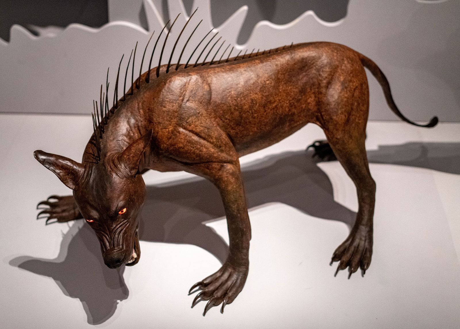 Mortes misteriosas reacendem o medo do Chupacabras no Chile Model chupacabra exhibit Bloodsuckers Legends to Leeches Royal Ontario Museum Toronto | Bizarro | aliens, chupacabras, criptozoologia, misterios, monstro, ufologia, ufos