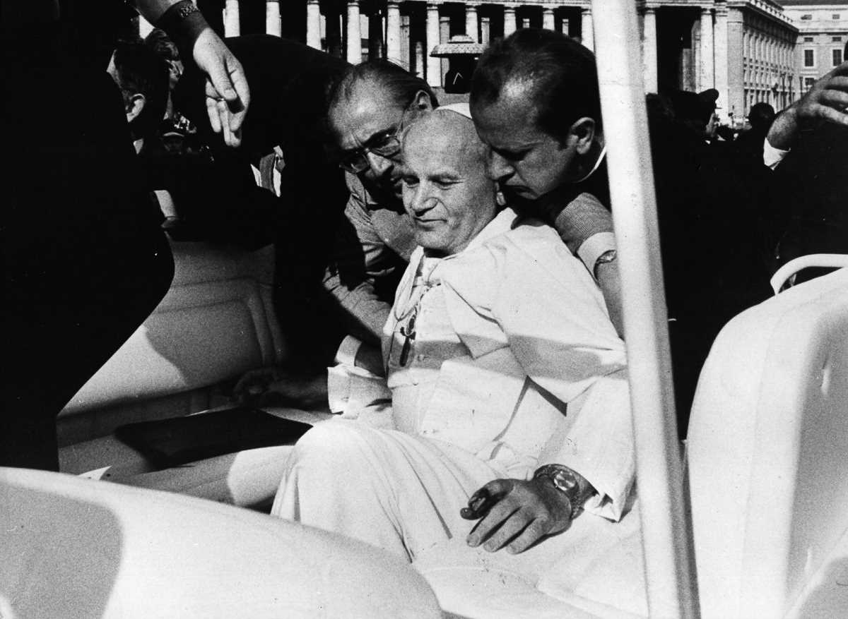 Como o Papa João Paulo II perdoou o homem que tentou assassiná-lo 300915 55 | Curiosidades | atentado, curioso, história, João Paulo II, morte, papa, soviético