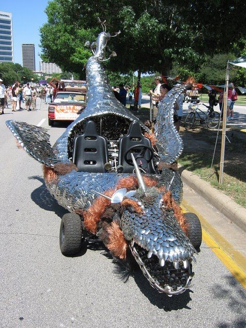 Os piores carros tunados do mundo 83146757 | Bizarro | bizarro, carro, carros, design, esquisitos, estranho, feio, humor