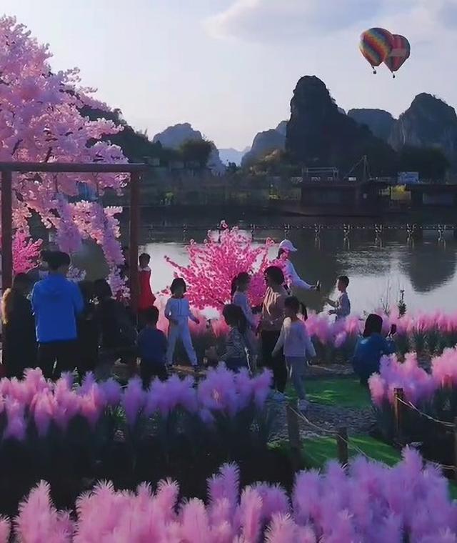 Homem desesperado gasta 15.500 dólares para fazer uma "ilha do amor" para a namorada e... se ferra. Love Island China10 | Curiosidades | amor, curioso, lugares