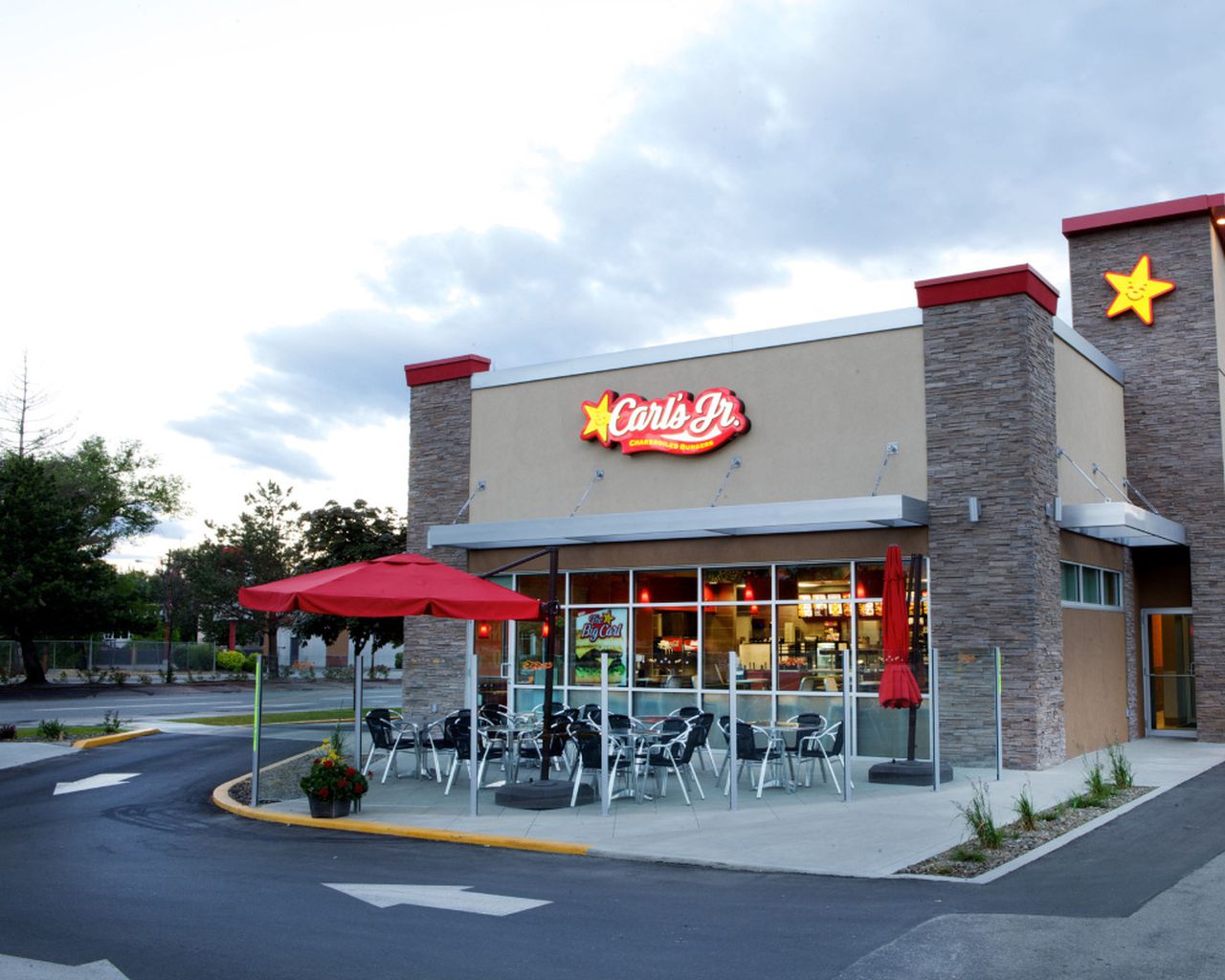 Fastfood da vergonha: Descubra os piores fastfoods dos Estados Unidos carls jr | Curiosidades | comida, curiosidades, humor, listas
