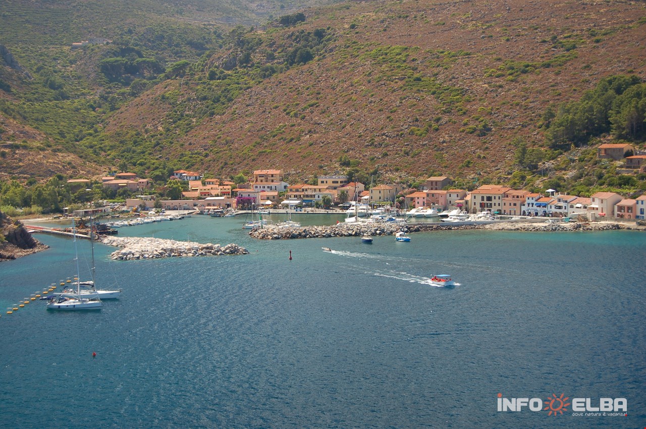 Conheça uma ilha onde TODOS os moradores viraram suspeitos de roubo o capraia dsc 6146 | Curiosidades | curioso, ilha, italia, roubo