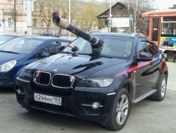 Os piores carros tunados do mundo upon see your ridei will not be taking your advice 25 1 | Bizarro | bizarro, carro, carros, design, esquisitos, estranho, feio, humor