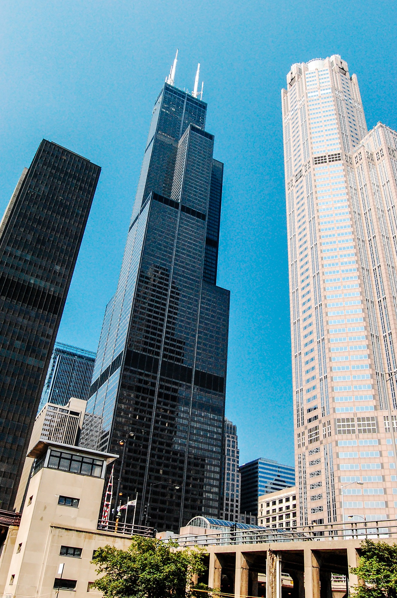 A plataforma Willis willis tower sears tower 01 ear 2 | Lugares | chicago, curioso, logares