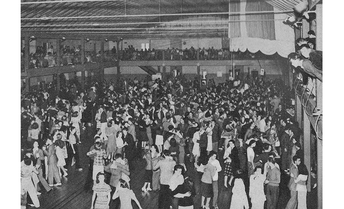 As estranhas maratonas de dança 1cc51b7876246c983fd1 | Curiosidades | bizarro, curioso, dança, estranho