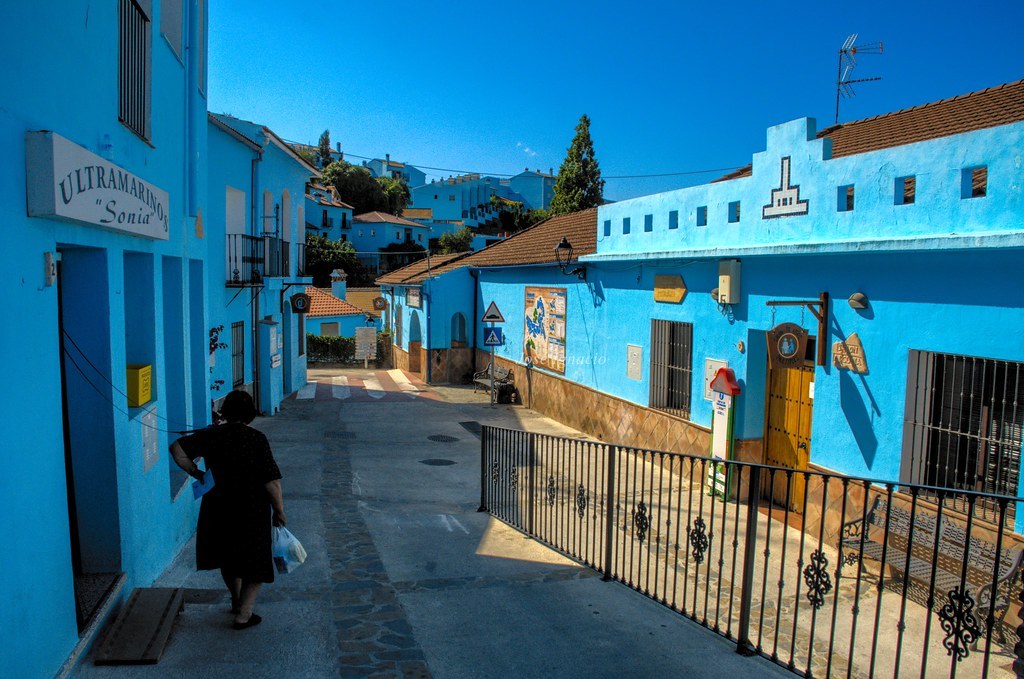 Foto gump do dia: A cidade azul 44343140792 3245e9c669 b | Foto gump do dia | azul, cidade, espanha, foto gump do dia, lugares