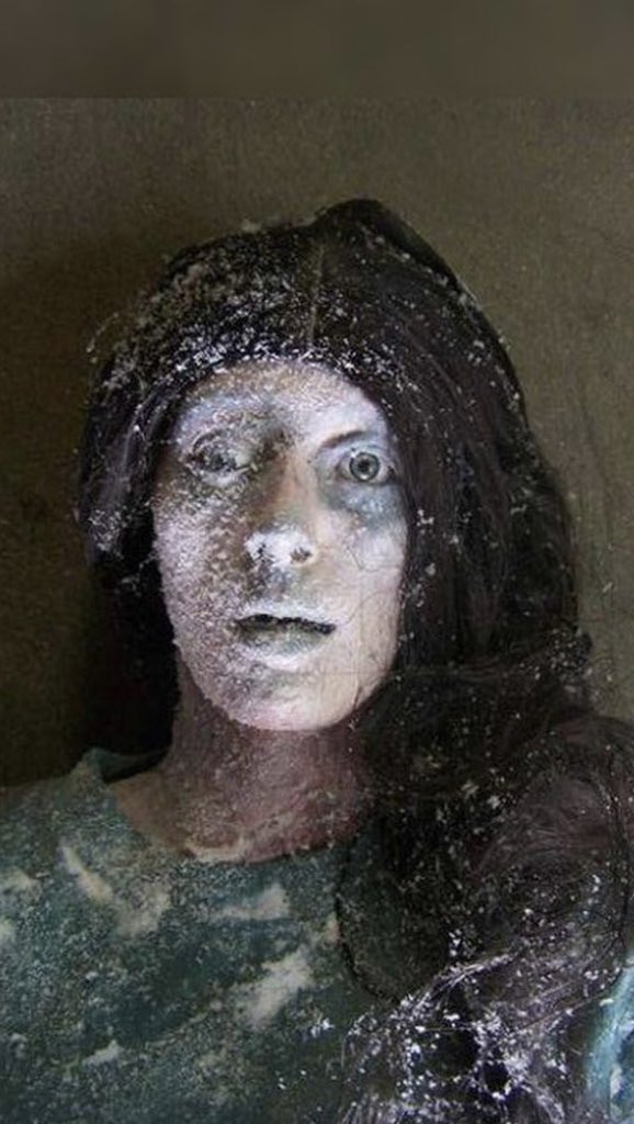 Frozen: O incrível caso de Jean congelada | Curiosidades | bizarro, congelada, gelo, incrível, morte