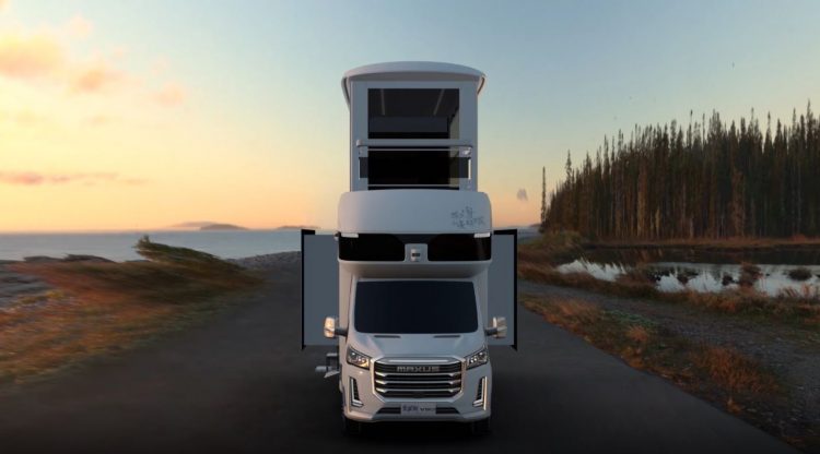 Uma van com varanda e elevador Maxus Life Home V90 Villa Edition3 750x416 1 | Curiosidades | camping, curioso, motorhome, van
