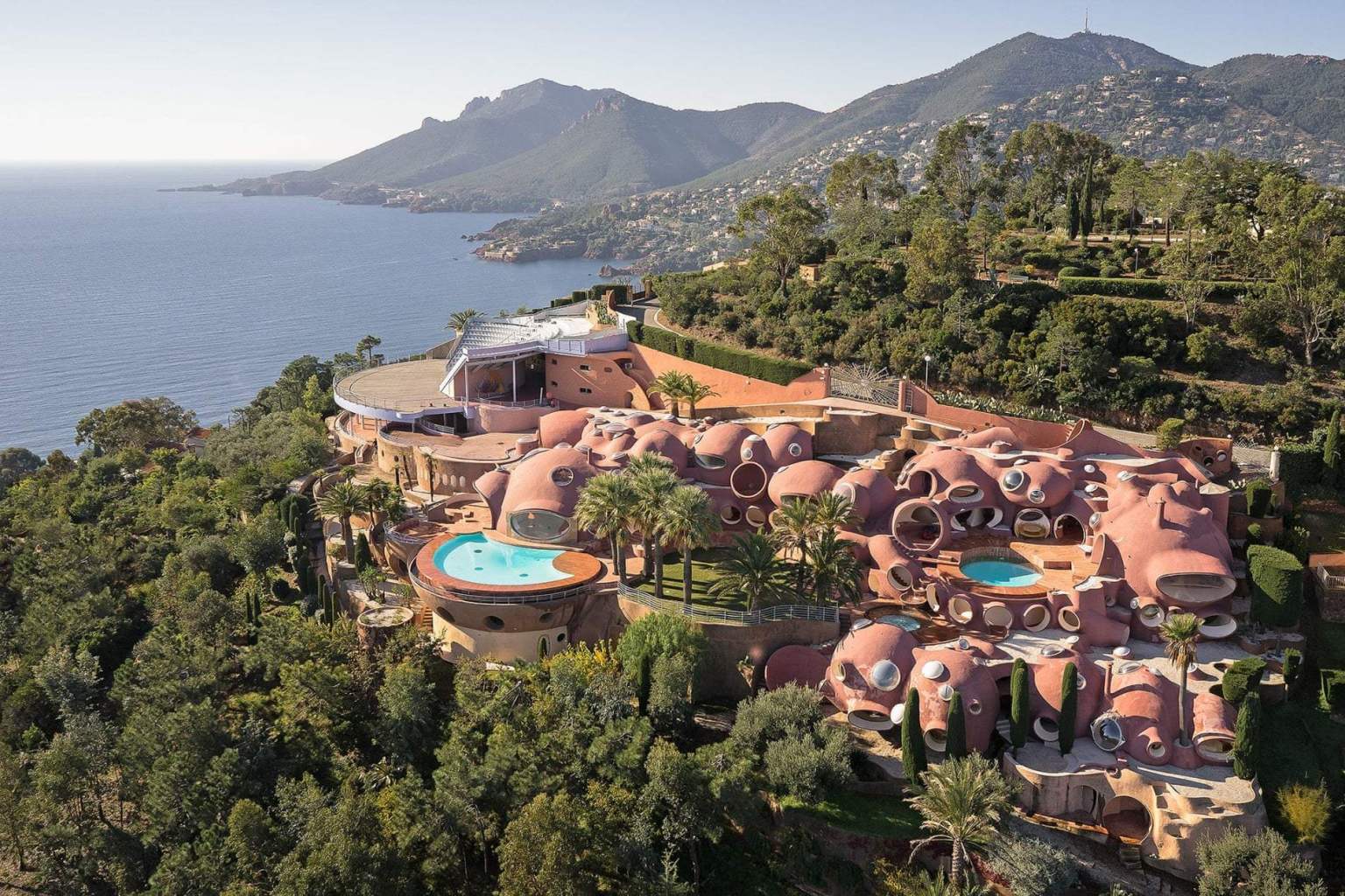Foto gump do dia: Bubble palace bubblehouse | Foto gump do dia | arquitetura, casa, curioso, estranho extravagante, foto gump do dia, lugares, pierre cardin