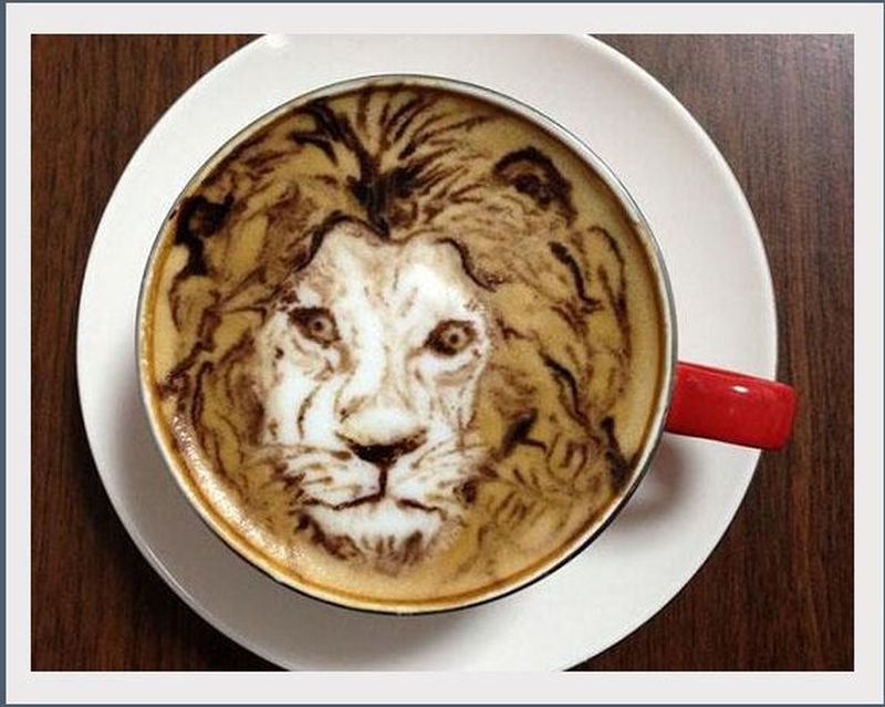 Latte art: Café colorido, com obra de arte, desenhos e até com barata latte art 7 | Curiosidades | Arte, arte no café, café, curioso, espuma, latte