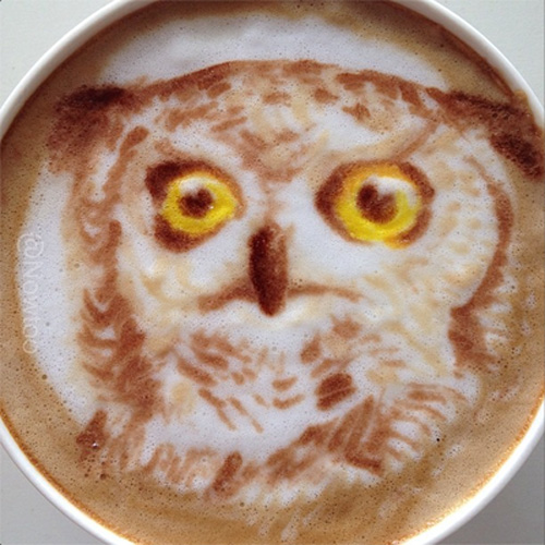 Latte art: Café colorido, com obra de arte, desenhos e até com barata latte art 9 | Curiosidades | Arte, arte no café, café, curioso, espuma, latte