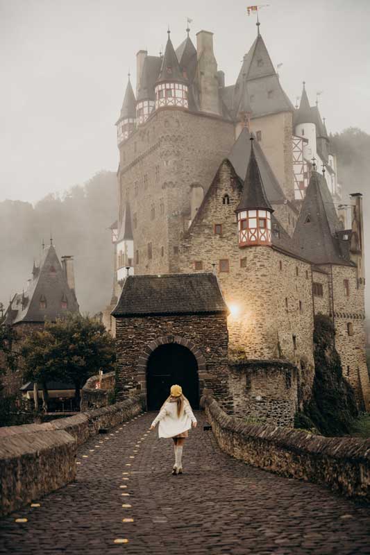 Foto gump do dia: O castelo Eltz pexels alesia kozik 6023542 1 | Lugares | alemanha, castelo, curioso, Eltz, lugares