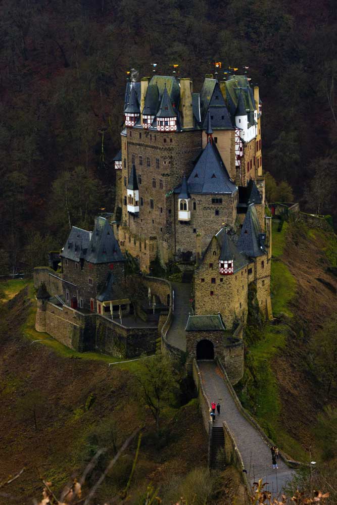 Foto gump do dia: O castelo Eltz pexels denitsa kireva 6985141 1 | Lugares | alemanha, castelo, curioso, Eltz, lugares
