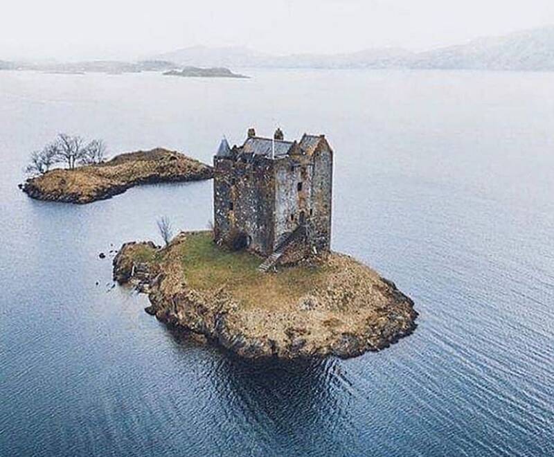 20 castelos incríveis abandonados castle stalker | Arquitetura | castelos, curiosidades, incrível, lugares