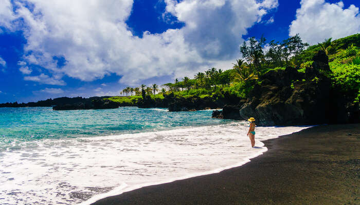 Foto gump do dia: A praia das areias pretas cover for Black Sand Beaches 2nd dec | Foto gump do dia | areia, curioso, incrível, praia