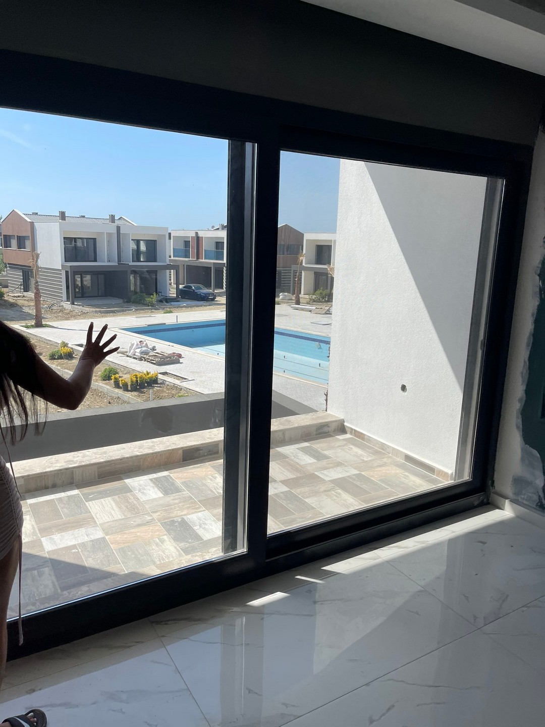 A incrível história da sem teto que comprou uma casa com vista para o mar com suas fotos no Onlyfans 33138554 original | Curiosidades | curioso, mendiga, onlyfans, sem teto