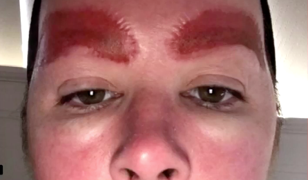 Sobrancelhas que não deram muito certo bad eyebrow tattoo | Bizarro | bizarro, esranho, estética, sobrancelha