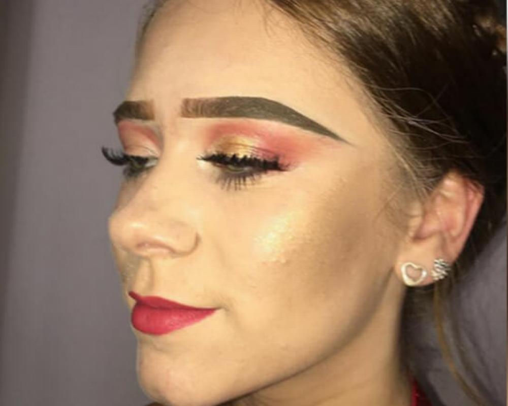Sobrancelhas que não deram muito certo eyebrows13 68899 29416 | Bizarro | bizarro, esranho, estética, sobrancelha