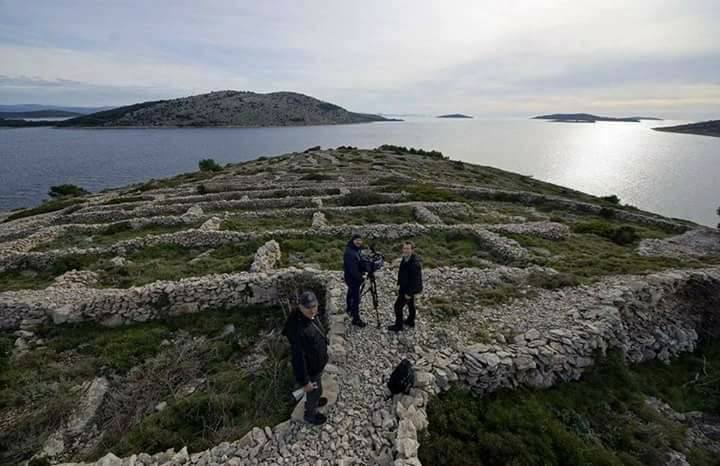 Baljenac, a ilha em forma de impressão digital na Croácia 17991902 1439910532732341 168800484763470850 n | Lugares | croacia, curioso, ilha, lugares