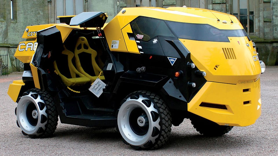 Misterioso carro é descoberto em Londres mh8qk9t9abpskgvj8zsk | Curiosidades | carro, curioso, design, dredd, filme