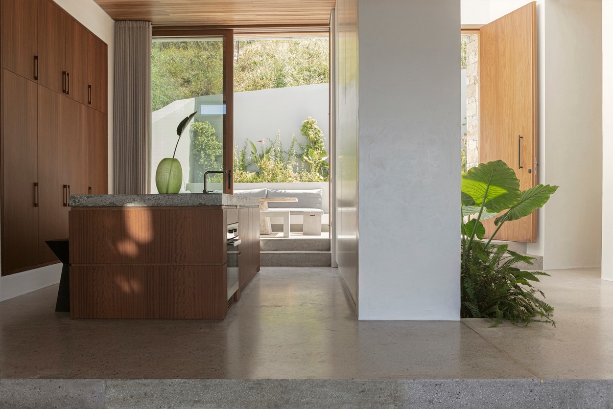 Uma casa de frente para o mar na Grécia 65822081 original | Arquitetura | arquitetura, casa, curioso, praia