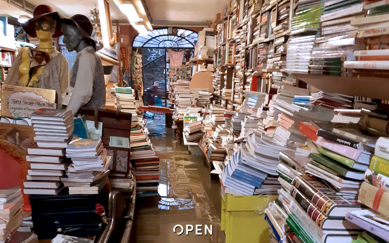 Foto Gump do dia: Uma livraria em Veneza 01 | Foto gump do dia | fot9o gump do dia, lugares, veneza