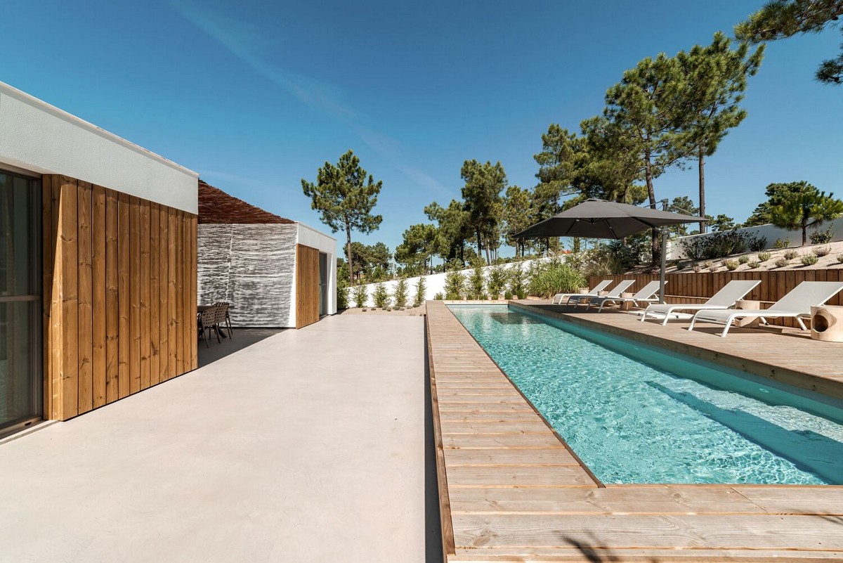 Uma casa de dois andares em Portugal 68959713 original | Arquitetura | arquitetura, casa, construção, Portugal, projeto