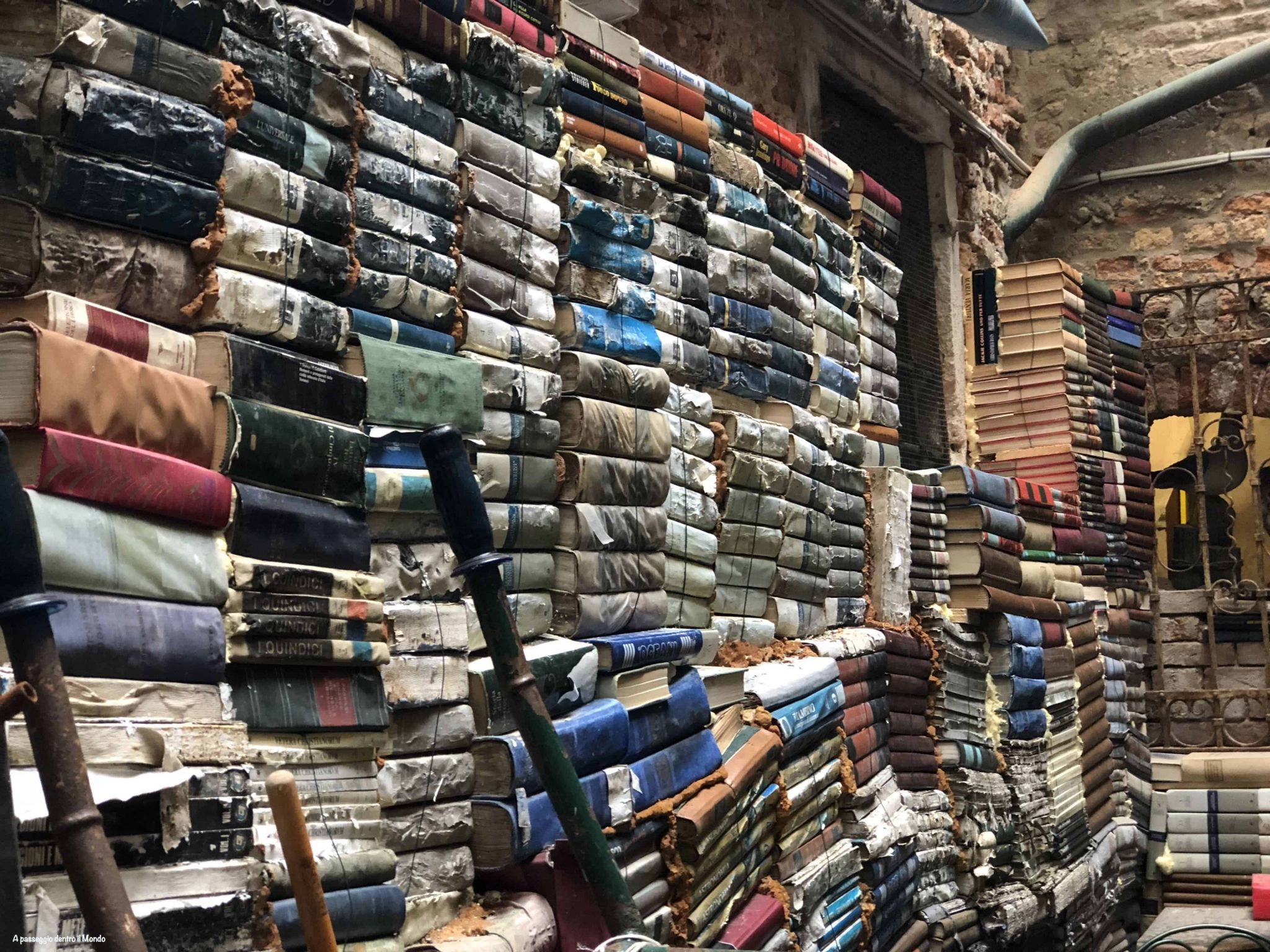 Foto Gump do dia: Uma livraria em Veneza Cortile esterni libreria Acqua Alta Venezia | Foto gump do dia | fot9o gump do dia, lugares, veneza