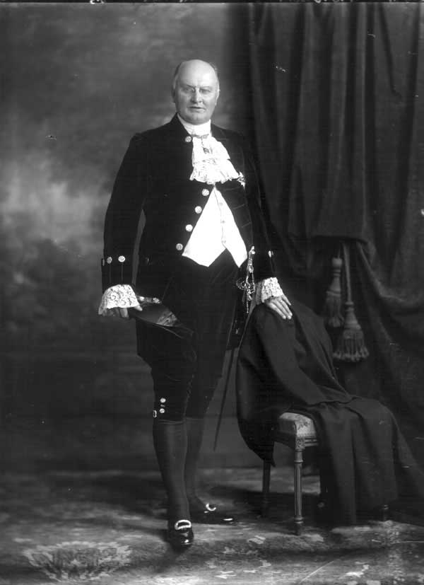 O golpista Sir William Alfred Waterlow 1 | Curiosidades | dinheiro, golpe, Golpes e falcatruas, história, Portugal