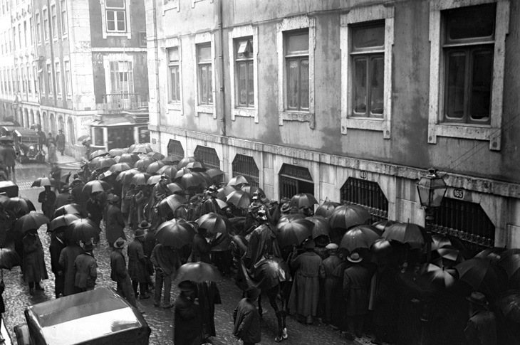 O golpista bank rush 1925 | Curiosidades | dinheiro, golpe, Golpes e falcatruas, história, Portugal