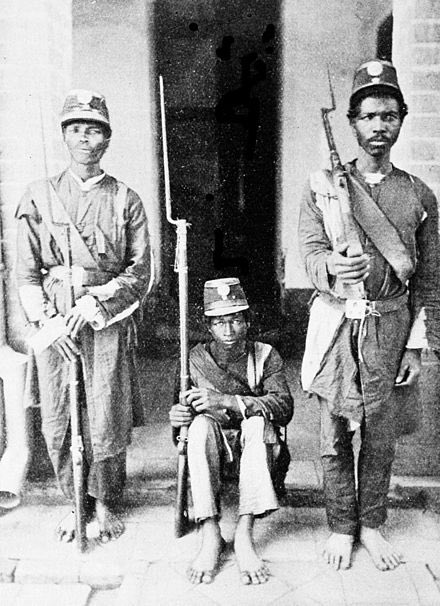 A sangrenta história da rainha de Madagascar Ejmbvu7XcAI9qrF | Curiosidades | curiosidades, Madagascar, mortes