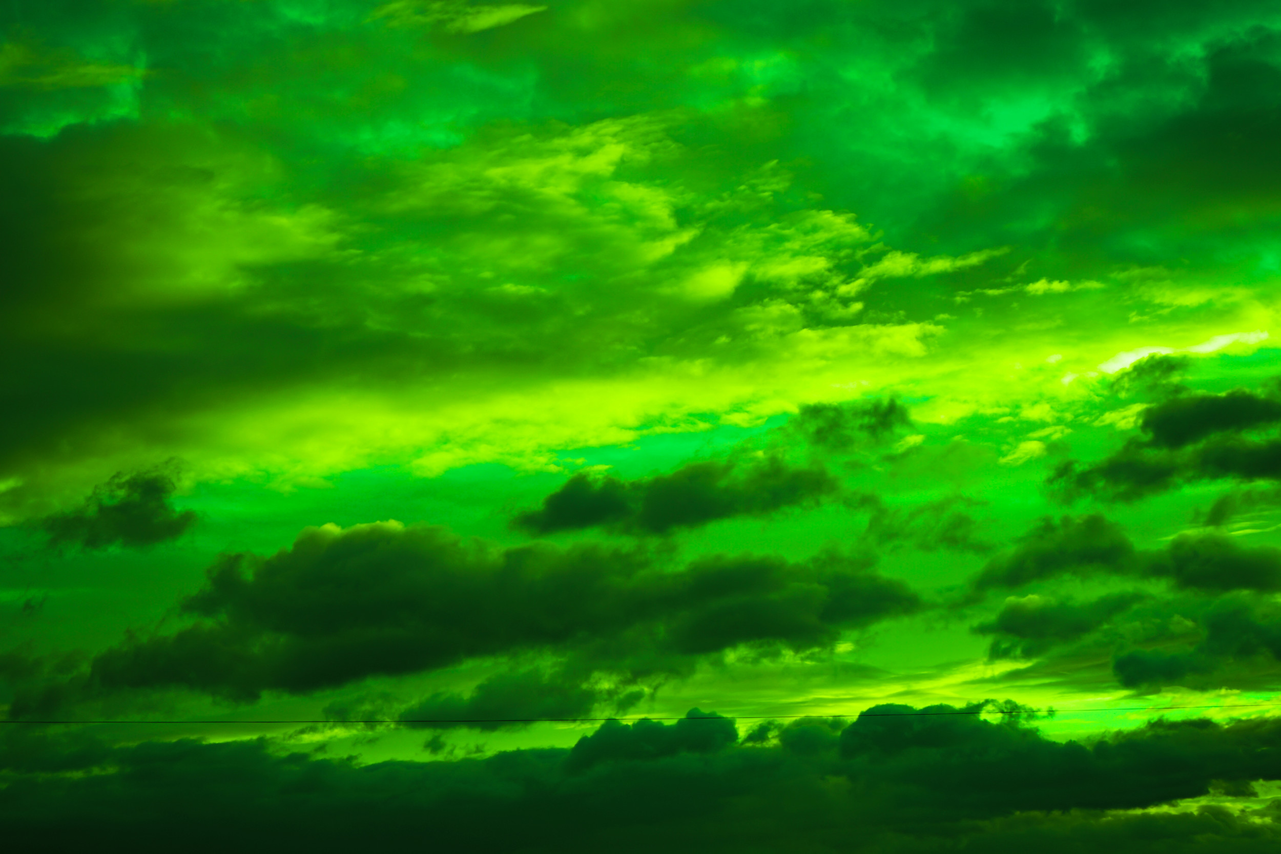 Raro fenômeno atmosférico deixa o tempo verde nos EUA green sky south dakota storm thunderstorm color | Curiosidades | bizarro, clima, curioso, fenômeno, incrível, meteorologia