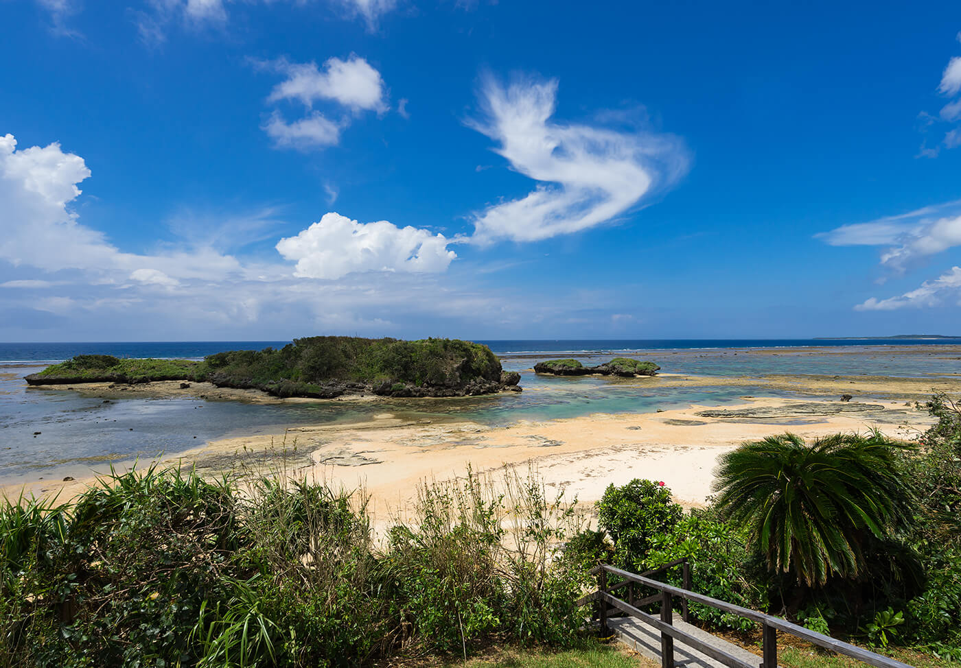A incrível praia onde a areia é feita de "estrelinhas" Hoshizuna no Hama Beach Okinawa 1 | Incrível | incrível, japão, lugares