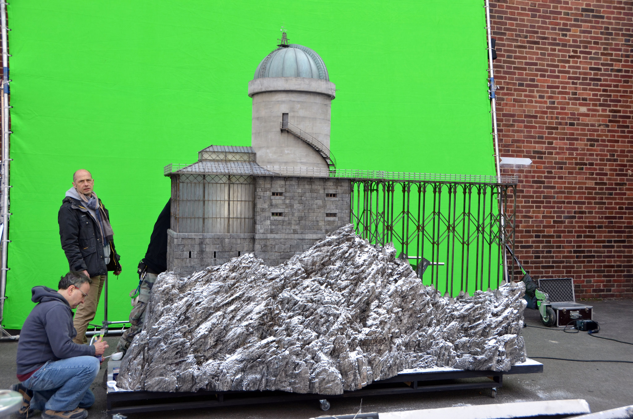 Incríveis miniaturas do cinema 20140302 GRAND slide BPY3 superJumbo | Arte | Arte, cinema, curiosidades, efeitos especiais, incrível, kiniaturas, sfx