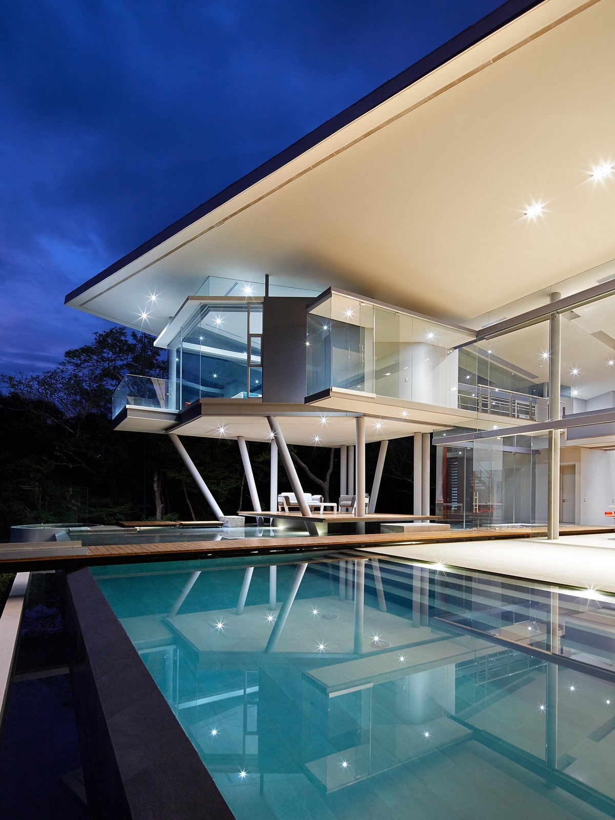 Casa de praia com vista para a floresta e o mar na Costa Rica 123144337 original | Arquitetura | arquietetura, arquiteto, casa, mansão, mar, moderno, onstrução