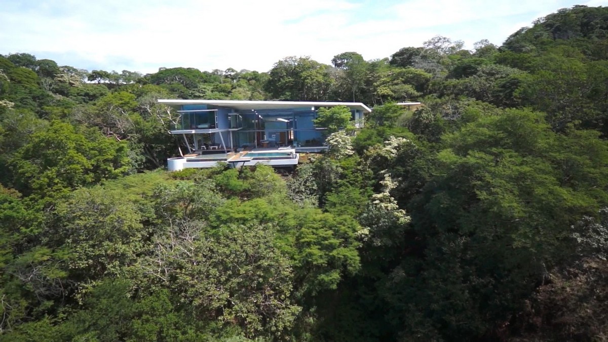 Casa de praia com vista para a floresta e o mar na Costa Rica 123148098 original | Arquitetura | arquietetura, arquiteto, casa, mansão, mar, moderno, onstrução