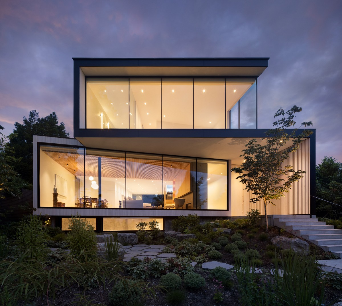 Uma casa de dois andares no Canadá 130680176 original | Arquitetura | arquitetura, canadá, casa