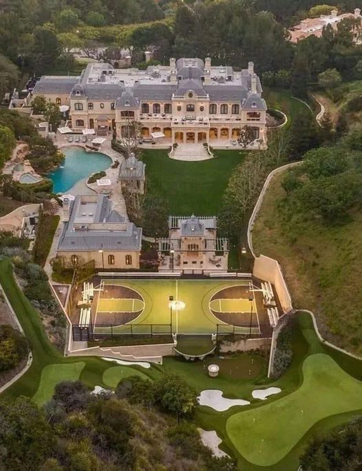 Por dentro da mansão que Mark Wahlberg vendeu por U$55 milhões 428604288 420749750515066 3682437941855214760 n | Arquitetura | ator, casa, construção, hollywood, mansão