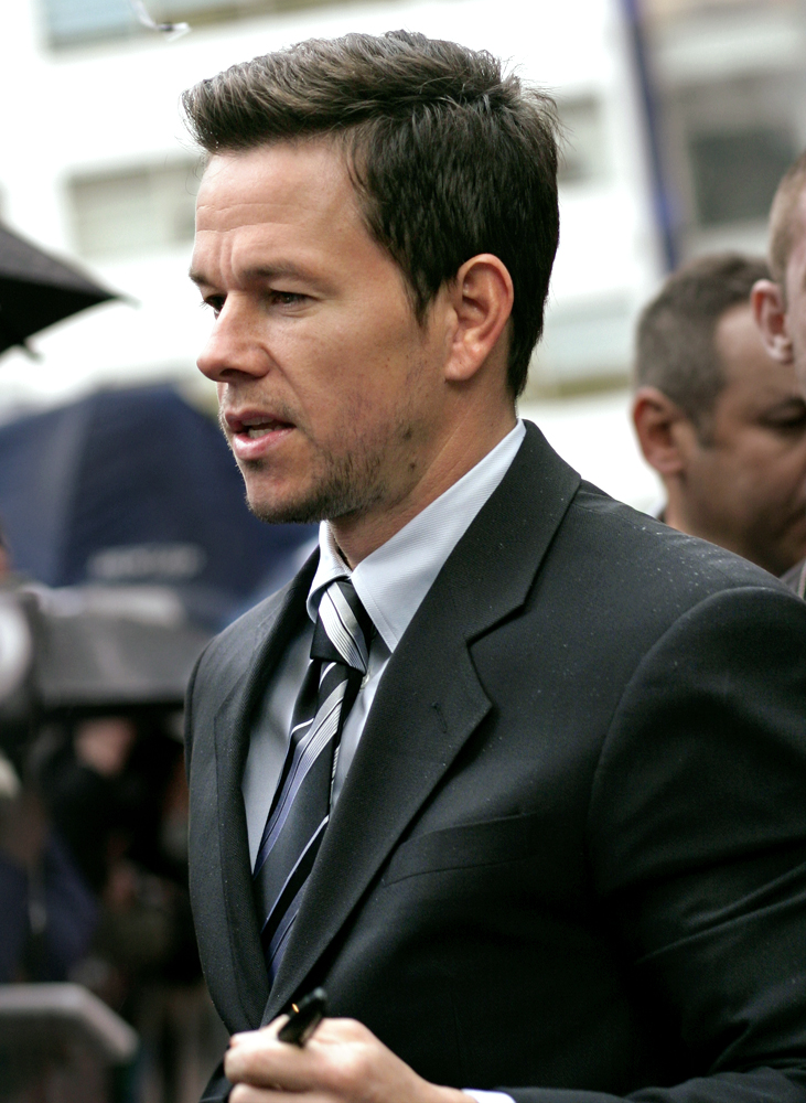 Por dentro da mansão que Mark Wahlberg vendeu por U$55 milhões Markwahlbergshpr | Arquitetura | ator, casa, construção, hollywood, mansão