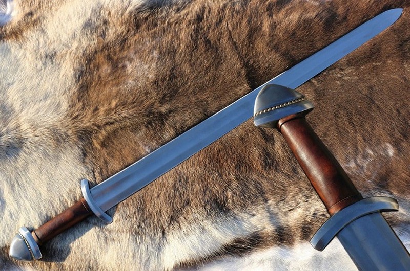 Espadas lendárias 131711051 original | Curiosidades | armas, curioso, espadas, histórias, incrível